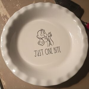 Rea Dunn pie plate
